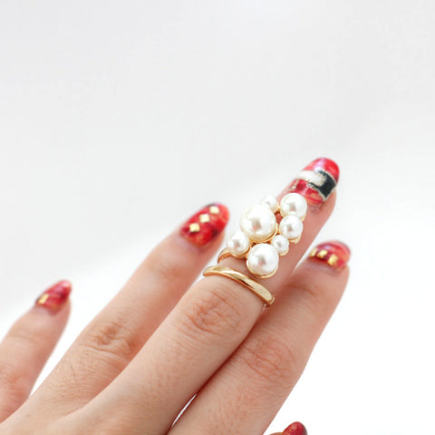 The Pearl Girl Midi Ring