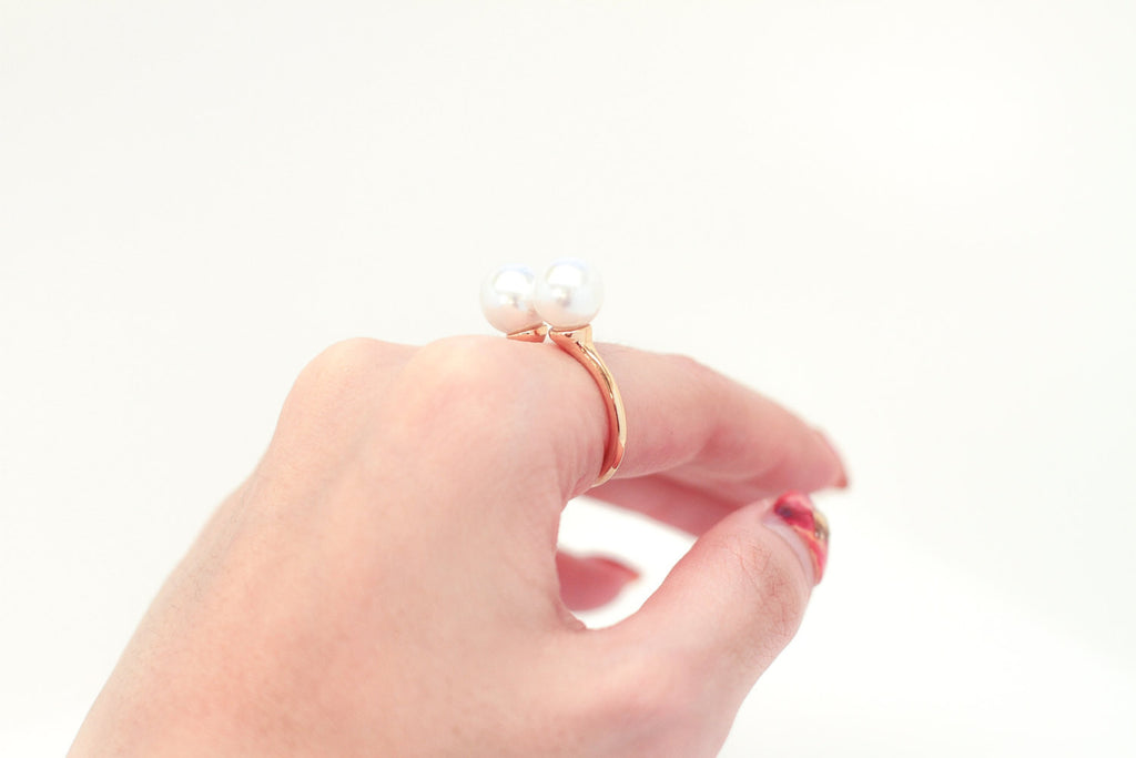 Double Pearl Ring