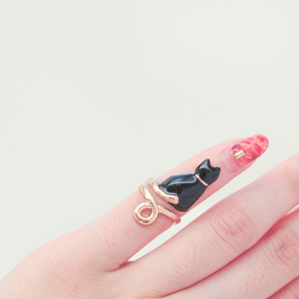 The Black Cat Midi Ring