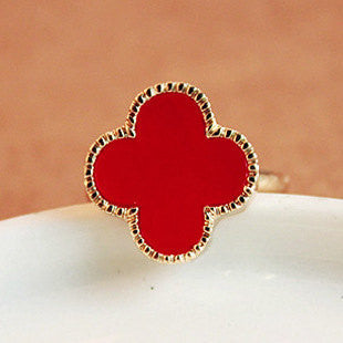 Clover Ring