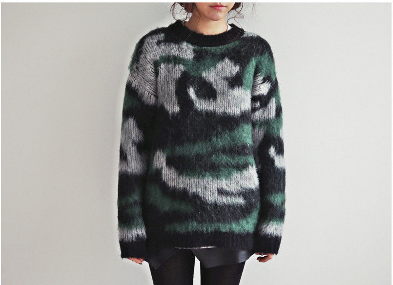 Camouflage oversized sweater