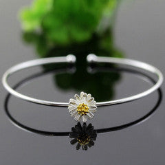 100% Sterling Silver Daisy Bangle